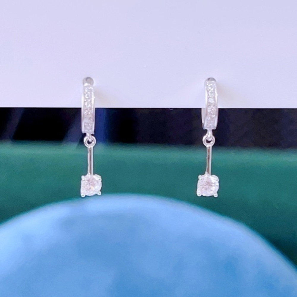 Sterling silver C-hoop earrings - Picture 6 of 11